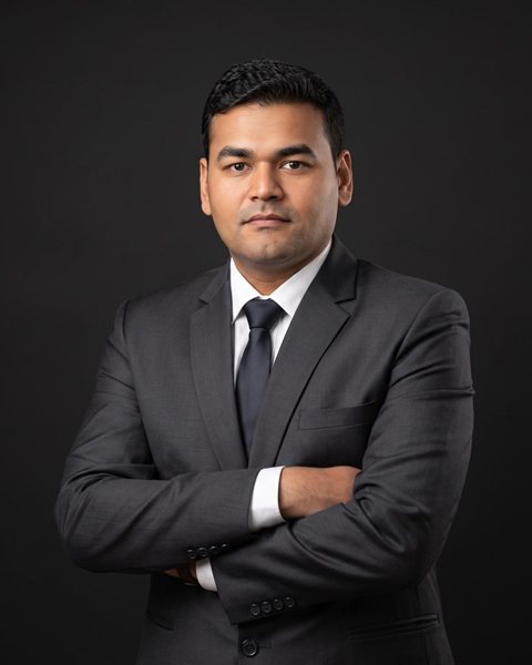 Portrait of Raghuvendra Bhayani, Procurement and Sourcing Manager